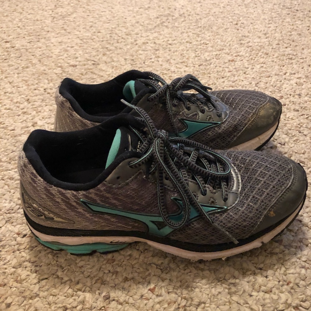 Grey and Blue Mizuno Tennis Shoes